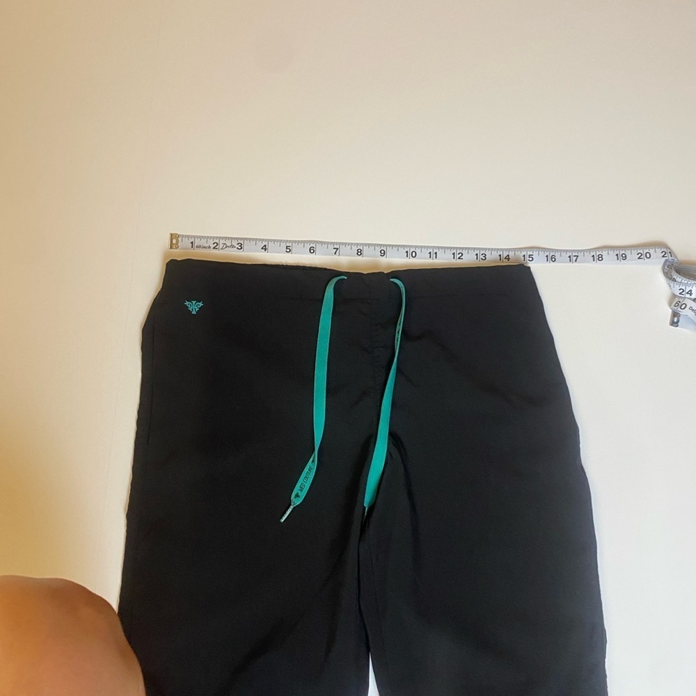 Med Couture womens 3 pockets scrub pants Navy with Pink Details - Picture 6 of 7